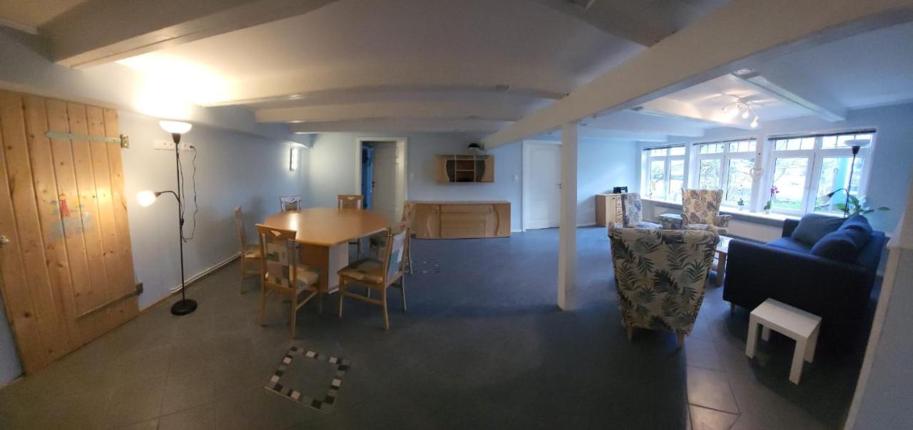 Appartement Urlaub Im Blauen Haus à Sehestedt  Extérieur photo